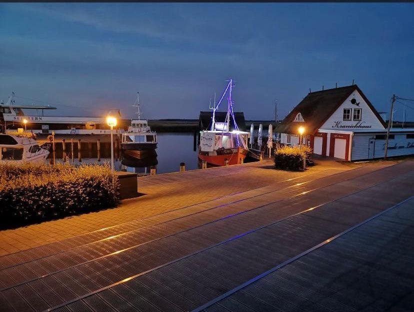 Penthouse Sonnenuhr * Ostseeheilbad Zingst